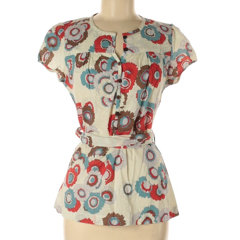 Super Cute Anthropologie top-Size Medium